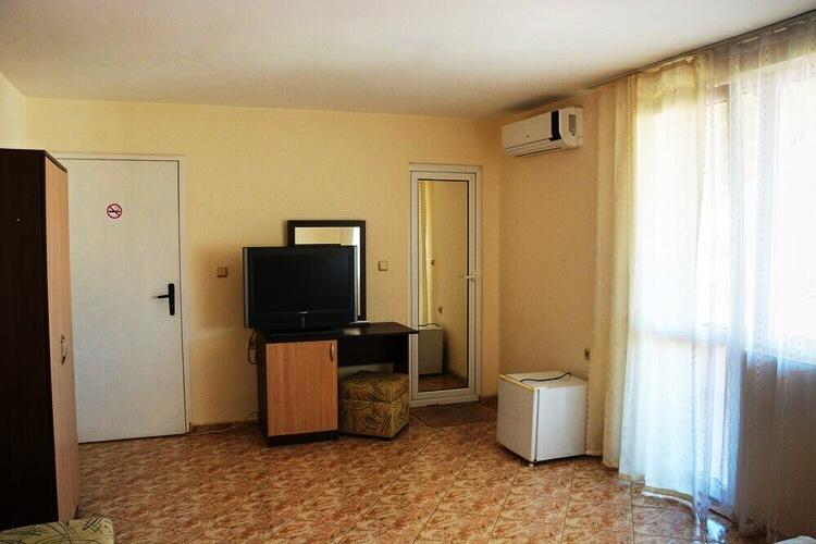 Guest House Jumbo Ахелой Экстерьер фото